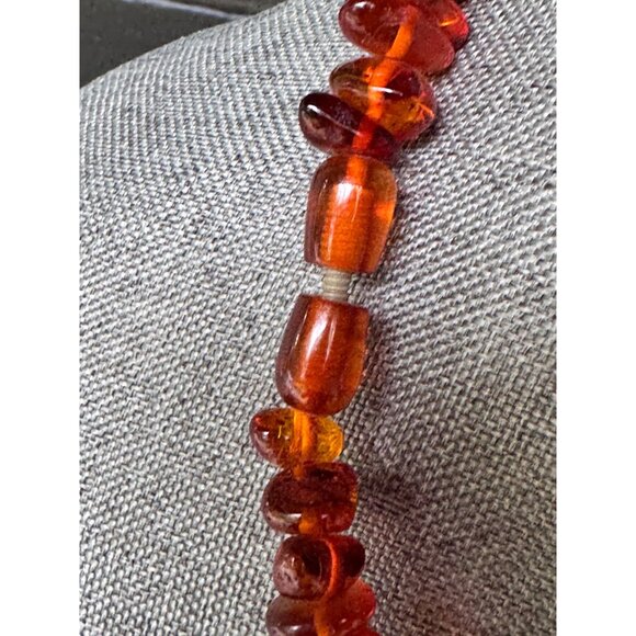 Vintage Natural Baltic Amber Beaded Necklace Polished Nugget Stones - Picture 3 of 6